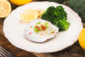 Scallop in Shell garlic fans steamed