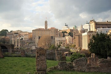 Fototapeta na wymiar Roman Forum aka Foro Romano, in Rome, Italy - フォロ・ロマーノ ローマ イタリア