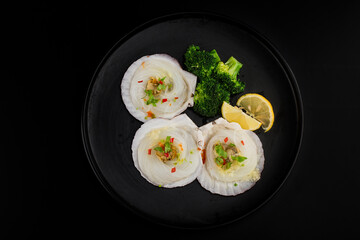 Scallop in Shell garlic fans steamed