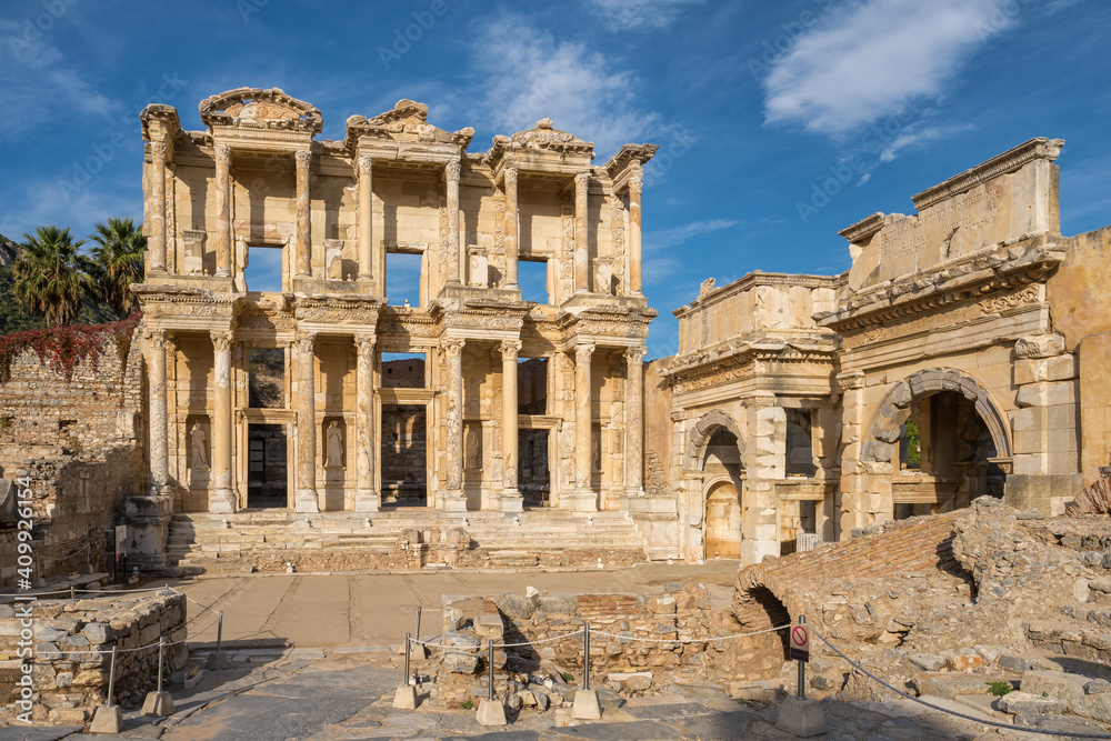 Wall mural Celsius Library in ancient city Ephesus, Turkey