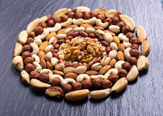 Mix of nuts