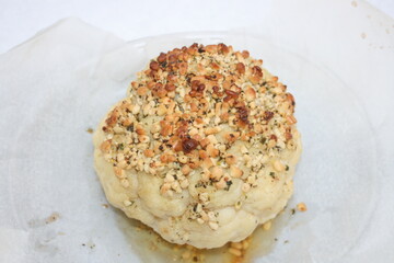 Blumenkohl geröstet. Blumenkohl überbacken.