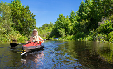 Fototapeta na wymiar Kayaking on Juniper Springs Creek, Florida