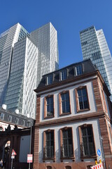 Fototapeta na wymiar Edificios de Frankfurt