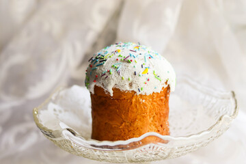 Easter card mockup. traditional easter cake, easter eggs and space for text 