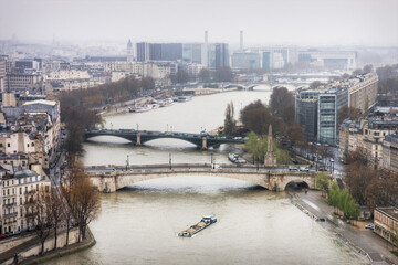 The River Seine and the spring Paris. View on the pont de la Tournelle and pont de Sully. France - 410007300