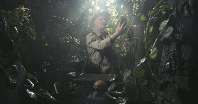 Explorer trying to connect to the internet in the forest