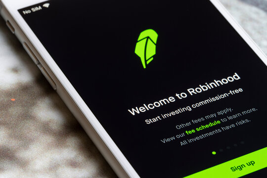 Portland, OR, USA - Feb 1, 2021: The Robinhood mobile app sign-in page is seen on an iPhone. Robinhood Markets, Inc. is an American financial services company and a FINRA-regulated broker dealer.