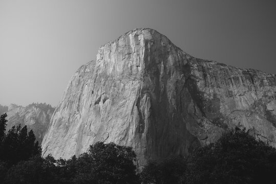 El Capitan Yosemite black and white photo