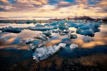 Fotobehang Glacier Lagoon Jokulsarlon in east Iceland © janmiko