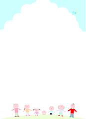 三世代家族が白い鳩と空を見上げる