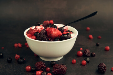 natural yogurt and red berries