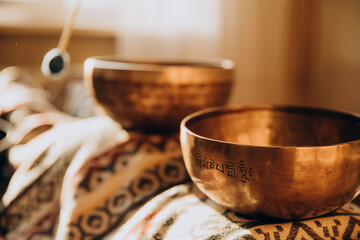 Tibetan singing bowls for meditation - obrazy, fototapety, plakaty
