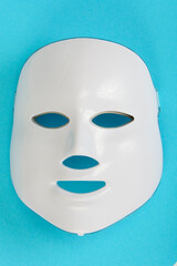 LED face mask. A device for lightening and rejuvenating the skin. Collagen therapy.