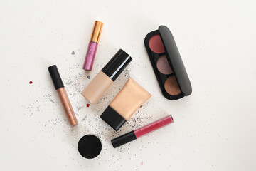 Fototapeta na wymiar set of cosmetics for makeup
