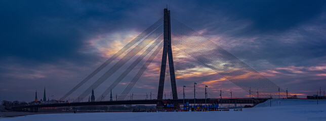 Fototapeta premium sunset over the bridge