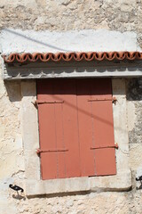 red wall