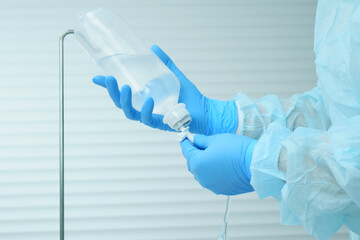 Fiziodispenser preparation for implantation. Setting up a surgical device in a dental clinic.