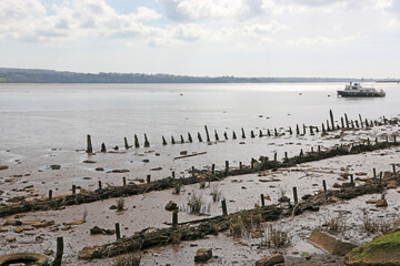 Fototapeta na wymiar Shipwreck on the River Exe estuary in Devon 