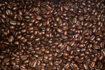 Ciudad de México, México. 3 de enero de 2021. Procesos de tostado artesanal del café en la CDMX, México.