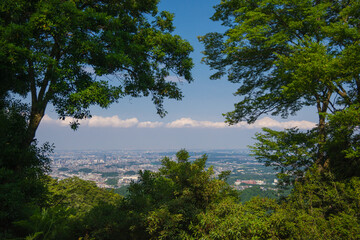 Fototapeta na wymiar view of Tôkyô from Mount Takao, Japan