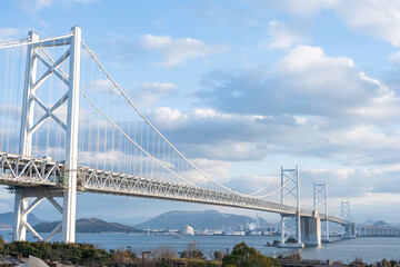 Fototapeta na wymiar 与島PA - 屋上展望台から瀬戸大橋を望む