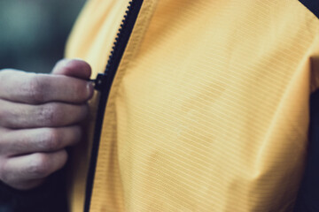 zipper in hand