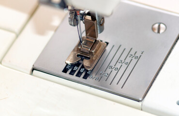 Placa de maquina de coser