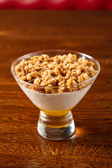 panna cotta with honey and cookies