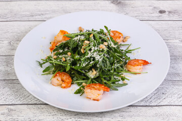 Rocket salad with prawn, parmesan cheese