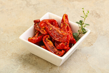 Sun-dried tomato in olive oil