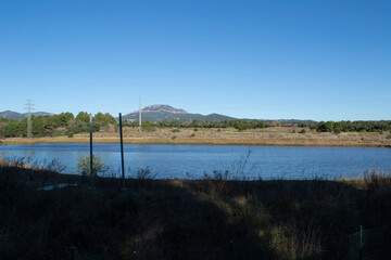 La Mola desde terrassa, bosque de Torrebonica