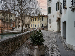 Fototapeta na wymiar Glimpse of Treviso, a historic town in Italy 