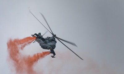 helicopter in flight © Sieku Photo