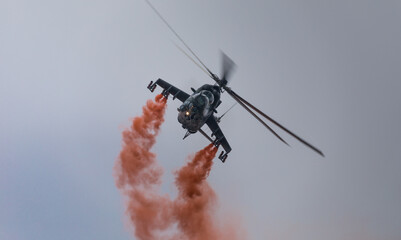 helicopter in flight © Sieku Photo