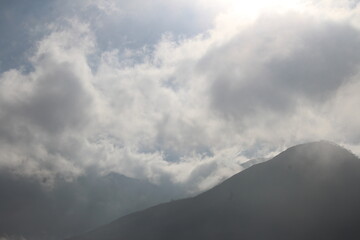 Obraz premium clouds in the mountains