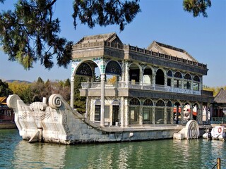Bateau de marbre du palais d'&eacute;t&eacute; &agrave; P&eacute;kin