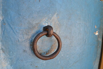 knocker