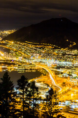 ベルゲンの町並みの夜景