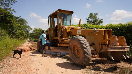 maquinaria de construcci&oacute;n de vias