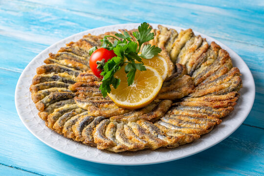 Fried Anchovies (Turkish Name: Hamsi Tava)