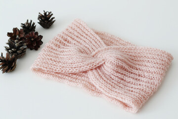 women hand knitted pink wool headband