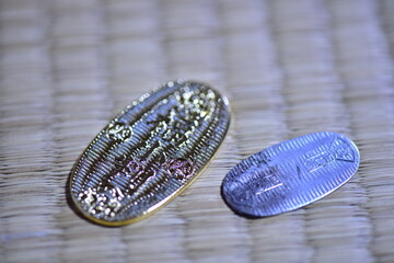 大判小判