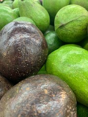 black and green avocado blend 
