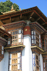 Fototapeta na wymiar buddhist temple (Kurjey Lhakhang) in jakar (bhutan)