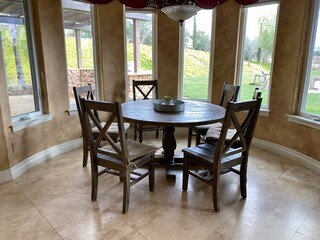 stylish dining room table