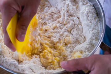 preparing a cake