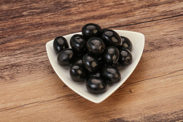 Black olives in the bowl