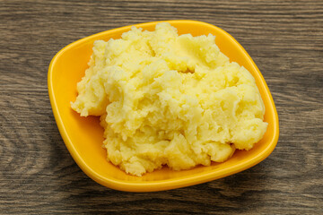 Mashed potato in the bowl