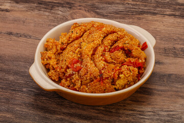 Couscos with tomato and chicken